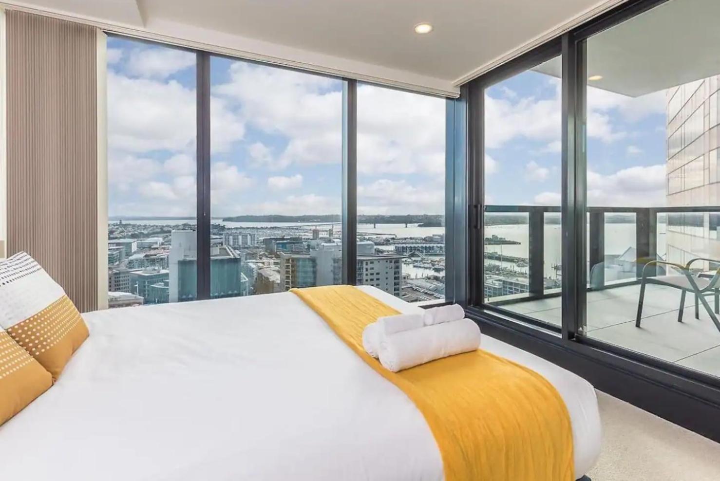 Апартаменты Magnificent Skytower, Sea, Habour View In Cbd Окленд Экстерьер фото