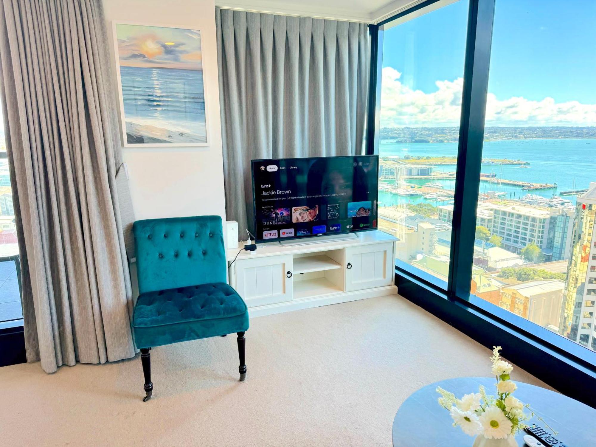 Апартаменты Magnificent Skytower, Sea, Habour View In Cbd Окленд Экстерьер фото